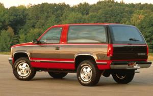 1993 Chevrolet Blazer 2 Dr Silverado 4WD Utility