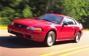 2000 Ford Mustang Cobra SVT 2dr Coupe 