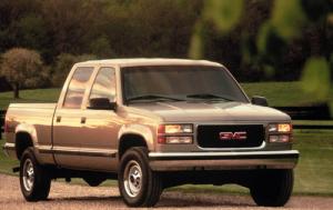 2000 GMC C/K 2500, Sierra 2500 Classic SL 4WD Crew Cab HD SB Shown