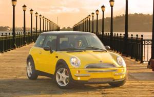 2002 MINI Cooper 2dr Hatchback