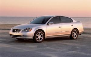 2002 Nissan Altima 2.5 4dr Sedan