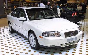 2002 Volvo S80 T6 4dr Sedan Shown