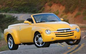 2004 Chevrolet SSR 2dr Regular Cab Convertible LS Rwd SB