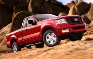 2004 Ford F-150 2dr Regular Cab STX 4WD Styleside 6.5 ft. SB