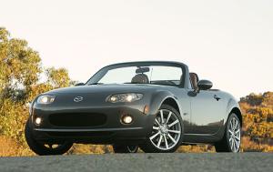 2006 Mazda MX-5 Miata Grand Touring 2dr Convertible