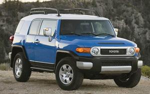 2007 Toyota FJ Cruiser 4dr SUV 4WD Shown