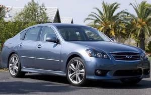 2009 Infiniti M35 Sport Sedan