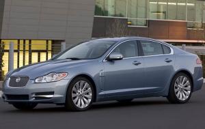 2009 Jaguar XF Premium Luxury Sedan