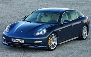 2010 Porsche Panamera 4S Sedan