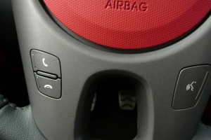 2009 Kia Soul Sport - Steering Wheel Buttons
