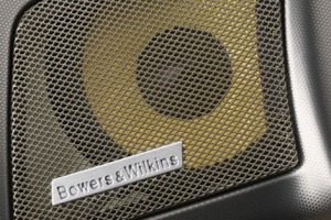 2009 Jaguar XF - Speaker